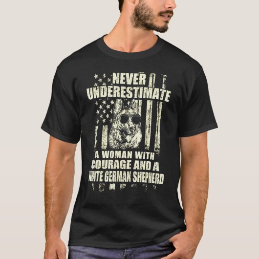 そして白いジャーマン・シェパード Tシャツ (正面)