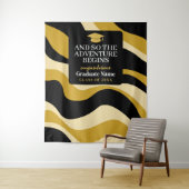 そして、冒険が始まる – 卒業の背景 タペストリー (インサイチュ)