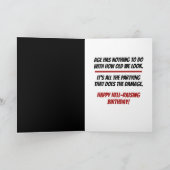 そのおもしろい後、そして今の地獄を育てる牛の誕生日 カード (内部)