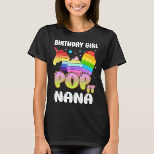 そのポップ・アートの誕生日の女の子ユニコーンアイスクリームのナナ Tシャツ