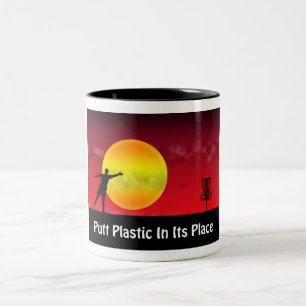 その場所にプラスチックをパットする ツートーンマグカップ