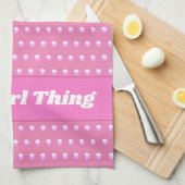 その女の子はピンクの明るい水玉模様 ガーリー キッチンタオル (四つ折り)