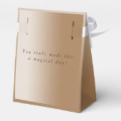 その女の子金ゴールド白フローラ赤ちゃんシャワー フェイバーボックス (裏面サイド)