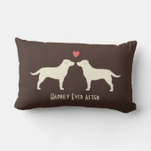 その後ずっと幸福に黄色いラブラドル・レトリーバー犬 ランバークッション (裏面)