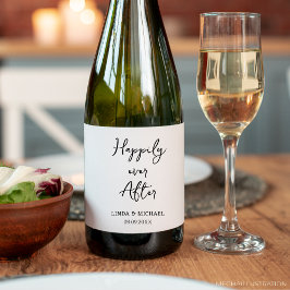 その後結婚は幸せに新郎新婦が ワインラベル