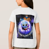 その時に一つの惑星を探索する。ロケットに乗った少年 トライブレンドＴシャツ (裏面)