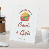 その男の子の恐竜の赤ちゃんシャワーカード&ギフトサイン 台座サイン (インサイチュ)