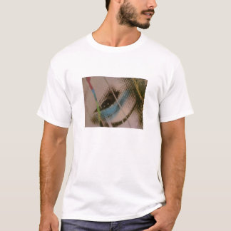 その目はだれですか。 Tシャツ
