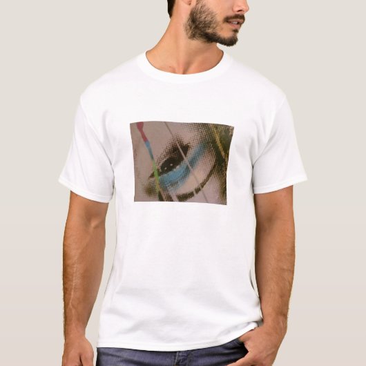 その目はだれですか。 Tシャツ (正面)