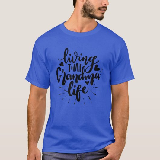 その祖母の生活を生きる七祖母 Tシャツ (正面)