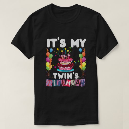 その私の双子の誕生日ファミリーおもしろいマッチングメン Tシャツ (デザイン正面)