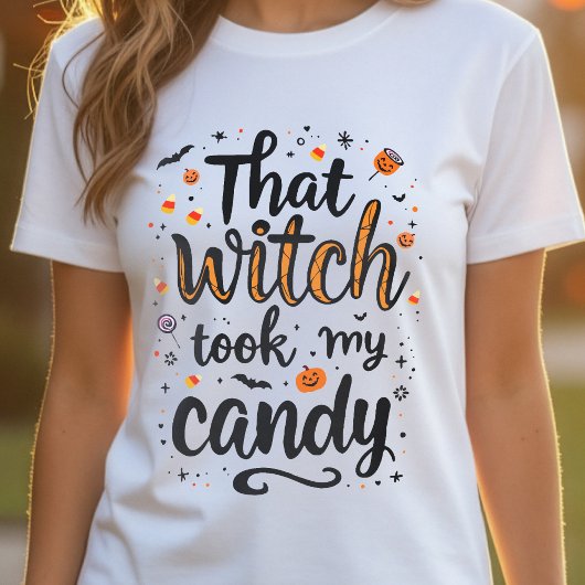 その魔女が私のキャンディを盗んだタイポグラフィ Tシャツ