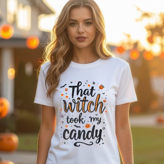 その魔女が私のキャンディを盗んだタイポグラフィ Tシャツ