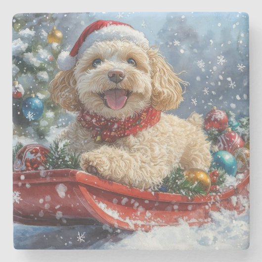 そりで雪遊びするコッカプー犬 クリスマス ストーンコースター (正面)