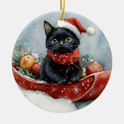 そりで雪遊びする黒猫 クリスマス セラミックオーナメント (正面)