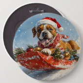 そりの中のボクサー犬 雪を降らせて クリスマス 缶バッジ (正面&裏面)