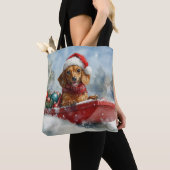 そり犬のダックスフント 雪を降らせて クリスマス トートバッグ (クローズアップ)