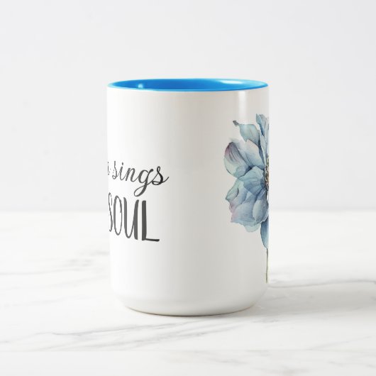 それから花で私の魂を歌う ツートーンマグカップ (中央)