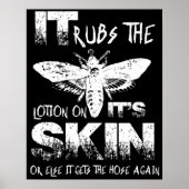 それが化粧水を肌にこする ポスター (正面)