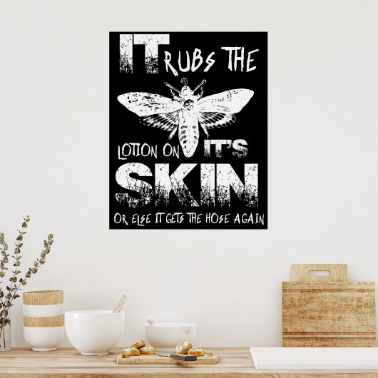 それが化粧水を肌にこする ポスター (キッチン)