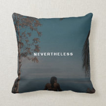 それでも彼女はカスタム文字