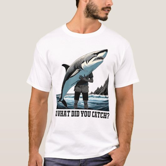 それで何を捕まえたの？魚釣りTシャツ Tシャツ (正面)