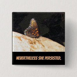 それにもかかわらず彼女はボタン主張しました 缶バッジ