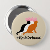 それにもかかわらず彼女はボタンResisterhood主張しました 缶バッジ (正面&裏面)