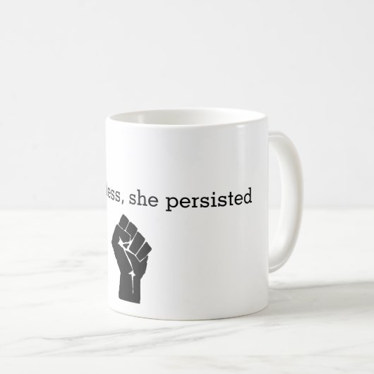 それにもかかわらず彼女はマグ主張しました コーヒーマグカップ (正面右)