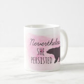 それにもかかわらず、彼女はマグ主張しました コーヒーマグカップ (正面右)