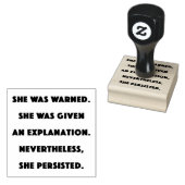 それにもかかわらず、彼女は固執した。 ラバースタンプ (押印)