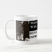 それのような固まりはそれらがそれを改良した前にありました コーヒーマグカップ (左)