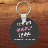 それはあなたが理解しないであろうオードリーのものだ キーホルダー (正面)