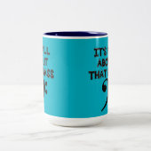 それはその低音のマグについて完全にあります ツートーンマグカップ (中央)