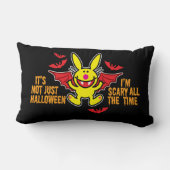 それはちょうどハロウィンではないです ランバークッション (裏面)