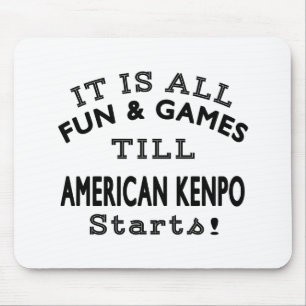 それはアメリカ人Kenpoが始まるまですべてのおもしろい及びゲームです マウスパッド