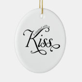 それはクリスマスの飾りキスから始まった セラミックオーナメント (右)