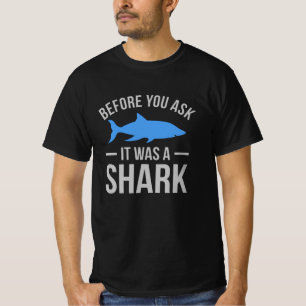 それはサメの義足切断おもしろい手術だった Tシャツ