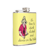 それはテーブルのアルコールそしてダンスを飲む時間です フラスク (右)