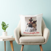それはパグの生命クッションです クッション (椅子)