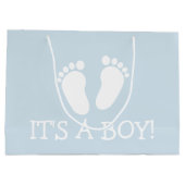 それは大きい男の子のかわいい足跡のベビーシャワーのパーティーです ラージペーパーバッグ (裏面)