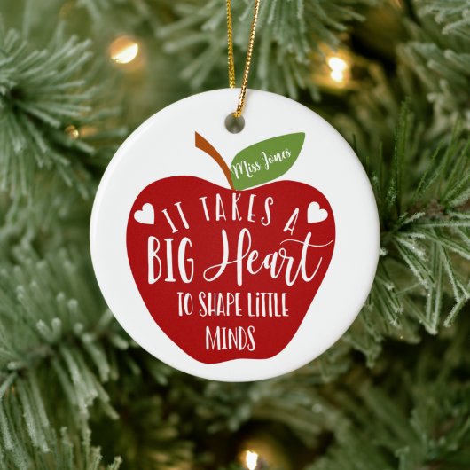 それは大きなハート先生のリンゴのクリスマスプレゼントを取る セラミックオーナメント (ツリー)