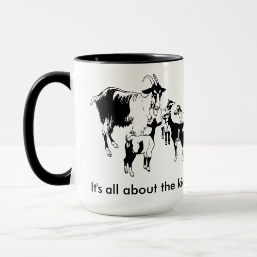 それは子供について完全にあります! 子供を持つヤギは4-Hを襲います マグカップ (左)