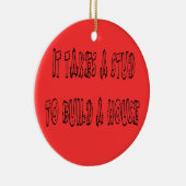 それは家のクリスマスOrnamenを造るためにスタッドを取ります セラミックオーナメント (右)