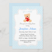 それは男の子のベビーシャワーの招待状の青です 招待状 (正面/裏面)