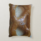 それは私のプレッツェルの枕です アクセントクッション (裏面(縦))