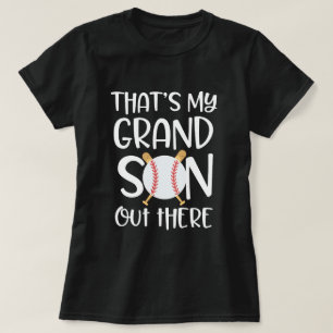 それは私の孫のそこに野球の祖母です Tシャツ