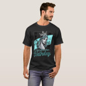 それは私の22thディヴァウェソーム誕生日デザイン tシャツ (正面フル)