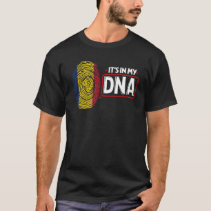 それは私のDNAの国旗ルーマニアの愛国心ロム Tシャツ