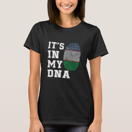 それは私のDNAウズベキスタン誇りを持った国旗にある Tシャツ (正面)